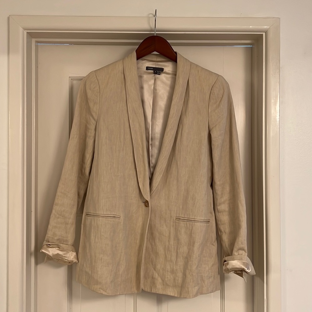 Vince linen blazer. Size 6. Worn once